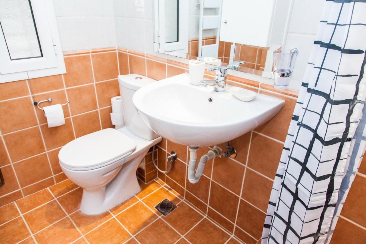 Appartamento Centrally Located Studio In Athens! Esterno foto